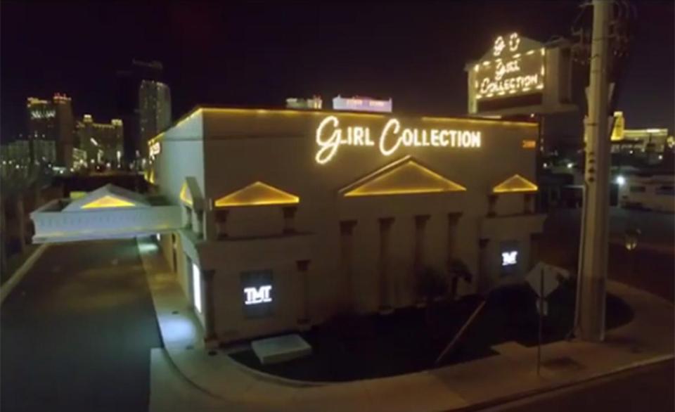 Vegas girl collection Loading interface